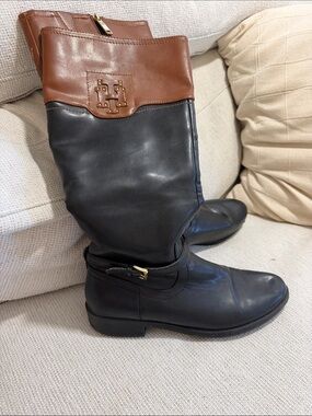 Tommy Hilfiger Two-Tone Leather Detail in Brown and Black